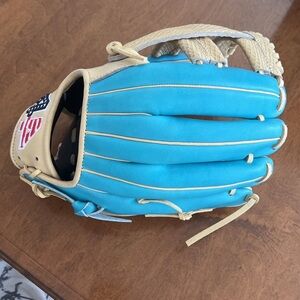 44 softball glove size 12.5